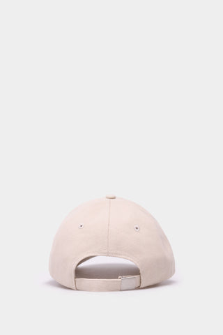 Gorra Básica con Logo en Relieve