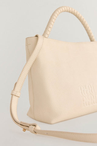 Bolso con Correa Ajustable y Logo