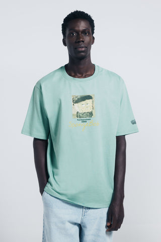 Camiseta Manga Corta con Gráfico