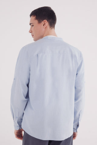Camisa Cuello Mao con Logo Bordado