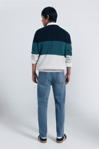 Jeans Slim Fit con Bolsillos