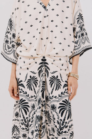 Vestido Estilo Tunica con Estampado Floral.