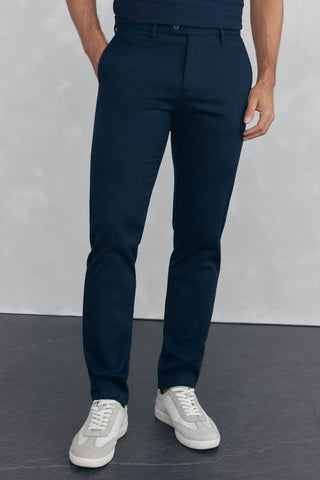Pantalón Slim Fit con Bolsillos