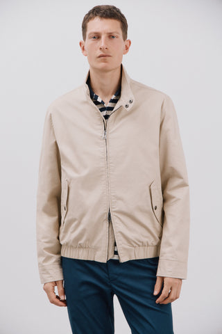 Chaqueta Cuello Alto con Bolsillos