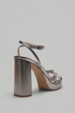 Sandalias con Tiras Cruzadas