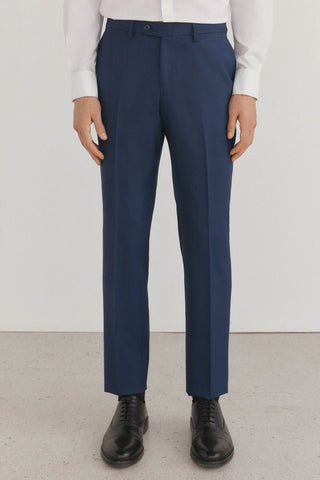 Pantalón Slim Fit con Estampado Cuadros