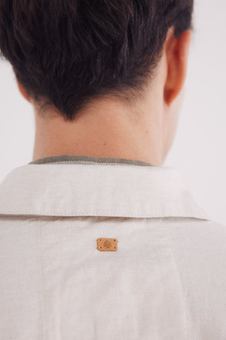 Camisa con Bolsillos de Lino