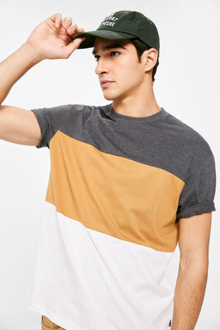 Camiseta Manga Cora Color Block.