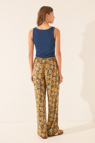Pantalón con Cintura Elástica Estampado Floral.