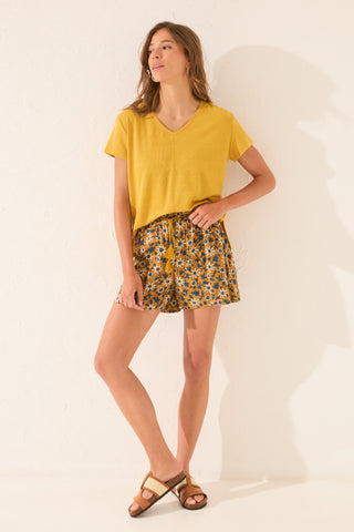Short con Cintura Elástica Estampado Floral.