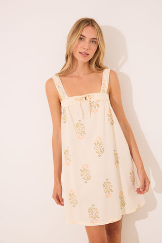 Vestido de Tirantes con Estampado Floral