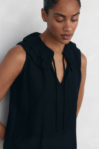 Camiseta Cuello Redondo con Lazada