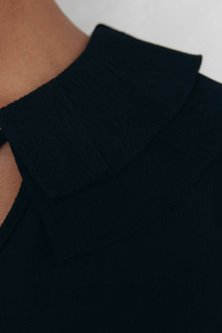 Camiseta Cuello Redondo con Lazada