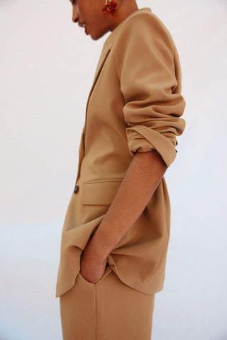 Blazer con Hombreras Cuello Solapa