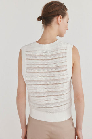 Blusa sin Mangas con Tejido Metalizado