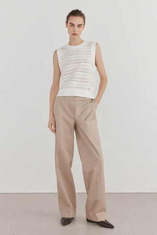 Blusa sin Mangas con Tejido Metalizado