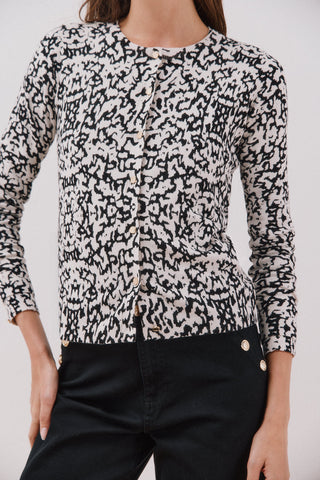 Cárdigan Corto con Estampado Animal Print.