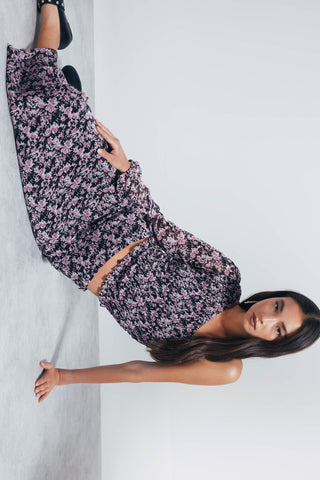 Blusa Asimétrica con Estampado Floral