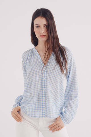 Blusa Cuello Mao con Estampado de Cuadros