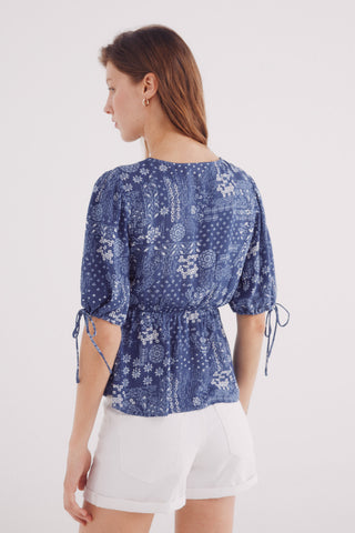 Blusa Manga con Lazos Estampada