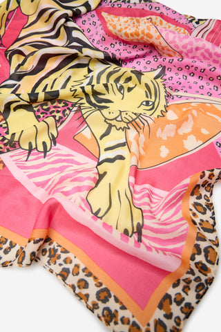 Pañuelo con Estampado Animal Print.
