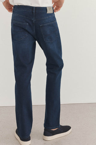 Jeans Regular Fit con Bolsillos