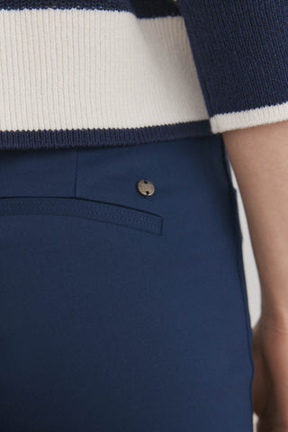 Pantalón Ajustado Talle Medio