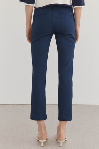 Pantalón Ajustado Talle Medio