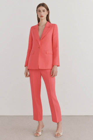 Pantalón Crop con Detalle de Pinzas