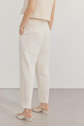 Pantalón Talle Medio con Cinturón