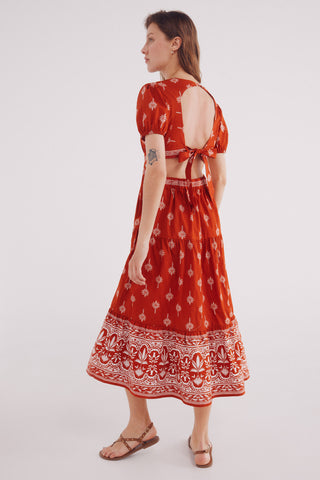 Vestido Midi con Espalda Abierta Estampado.