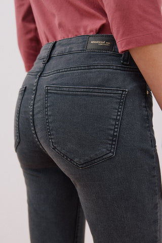 Jeans Skinny Talle Medio con Bolsillos