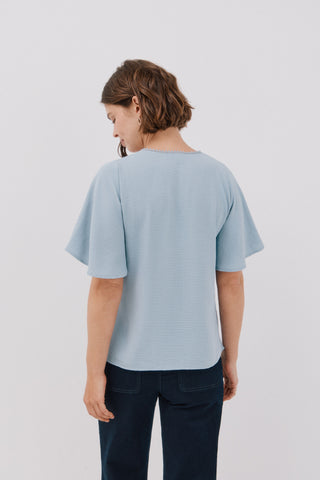 Blusa Manga con Volantes y Encaje.