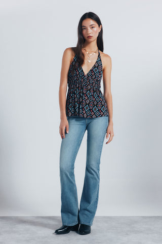 Blusa con Escote Halter Estampado Geométrico