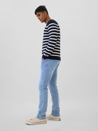 Jeans Slim Fit con Bolsillos