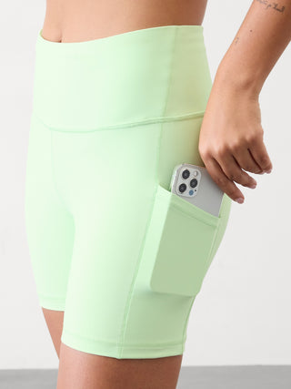 Interval Short Deportivo Talle Alto