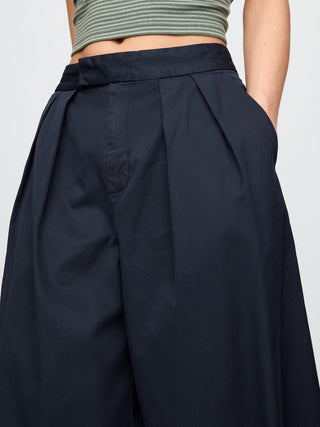 Pantalón Talle Alto con Pinzas Delanteras