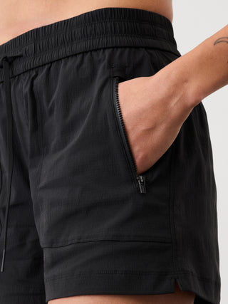 Short Deportivo Talle Medio