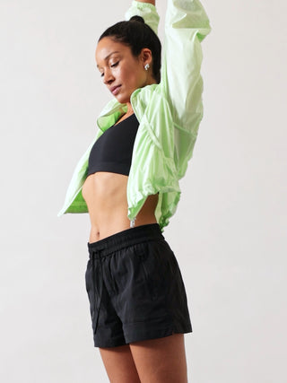 Short Deportivo Talle Medio