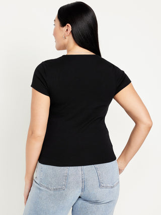 Camiseta Manga Corta Cuello Cuadrado.