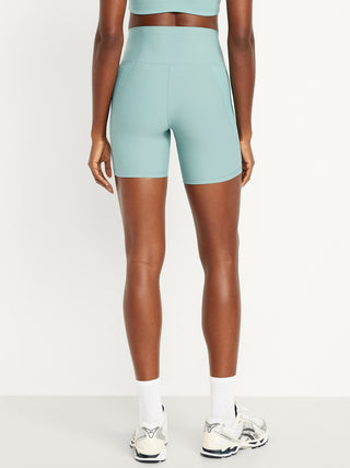 Short Deportivo Talle Alto Detalle en Contraste.