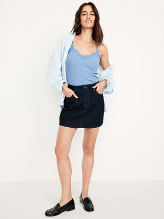 Camiseta Ajustada con Detalle Encaje