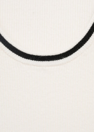 Camiseta de Punto con Detalles en Contraste