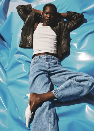 Jeans Corte Recto Efecto Arrugado