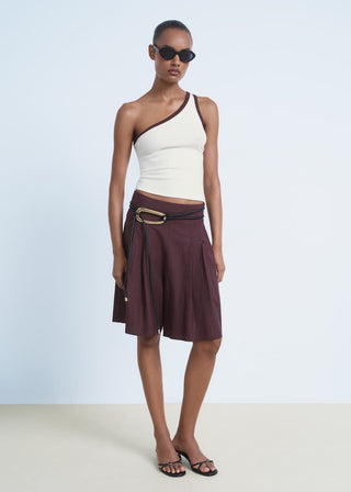 Camiseta Asimétrica con Ribete en Contraste