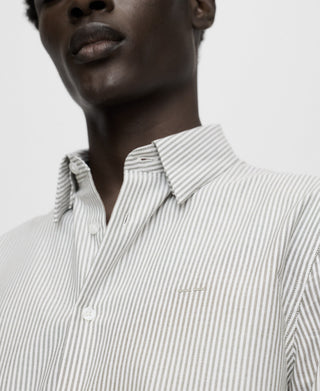 Camisa.