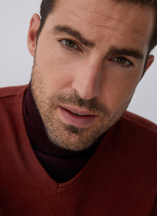 Sudadera Cuello V con Logo