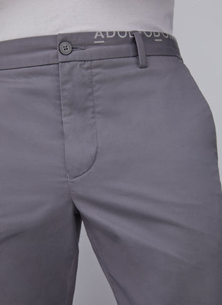Pantalón Chino Corte Slim con Bolsillos