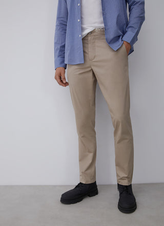 Pantalón Chino Corte Slim con Bolsillos