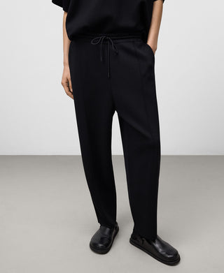 Jogger con Cintura Elástica y Bolsillos